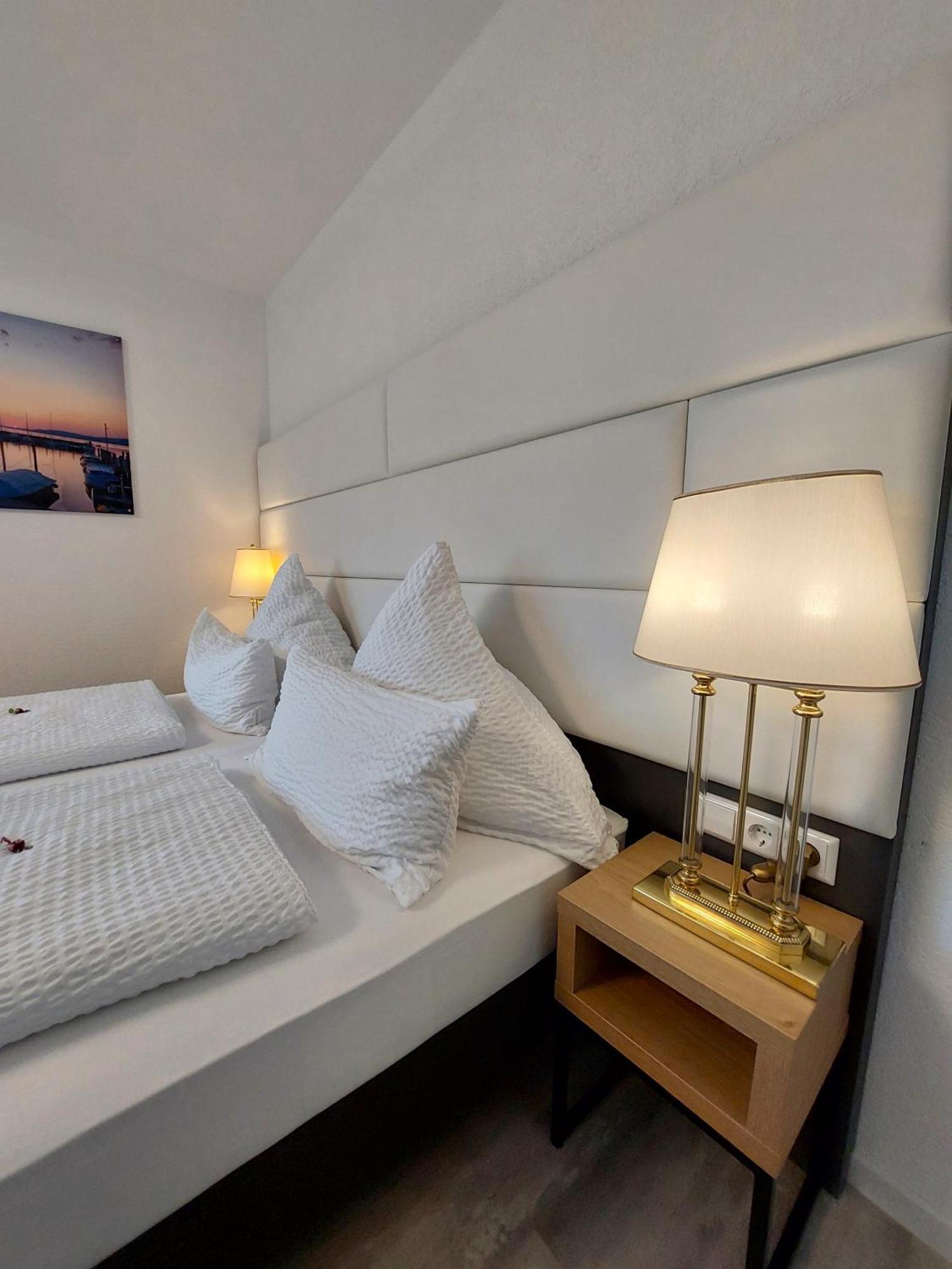 Bodensee Sunshine Zimmer & Apts. Uhldingen-Mühlhofen Zewnętrze zdjęcie