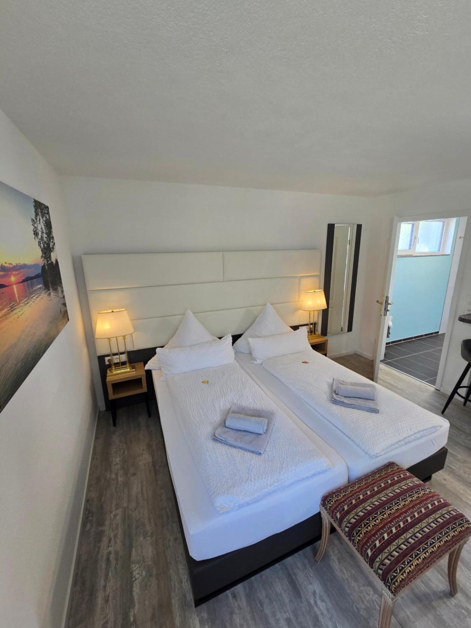 Bodensee Sunshine Zimmer & Apts. Uhldingen-Mühlhofen Zewnętrze zdjęcie